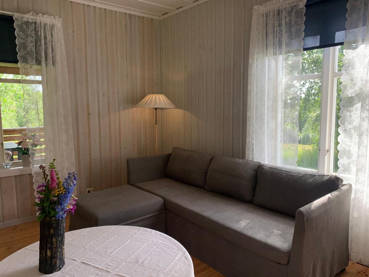 האראדס Bogaerdan, Cozy Cabin By The Lulea River מראה חיצוני תמונה