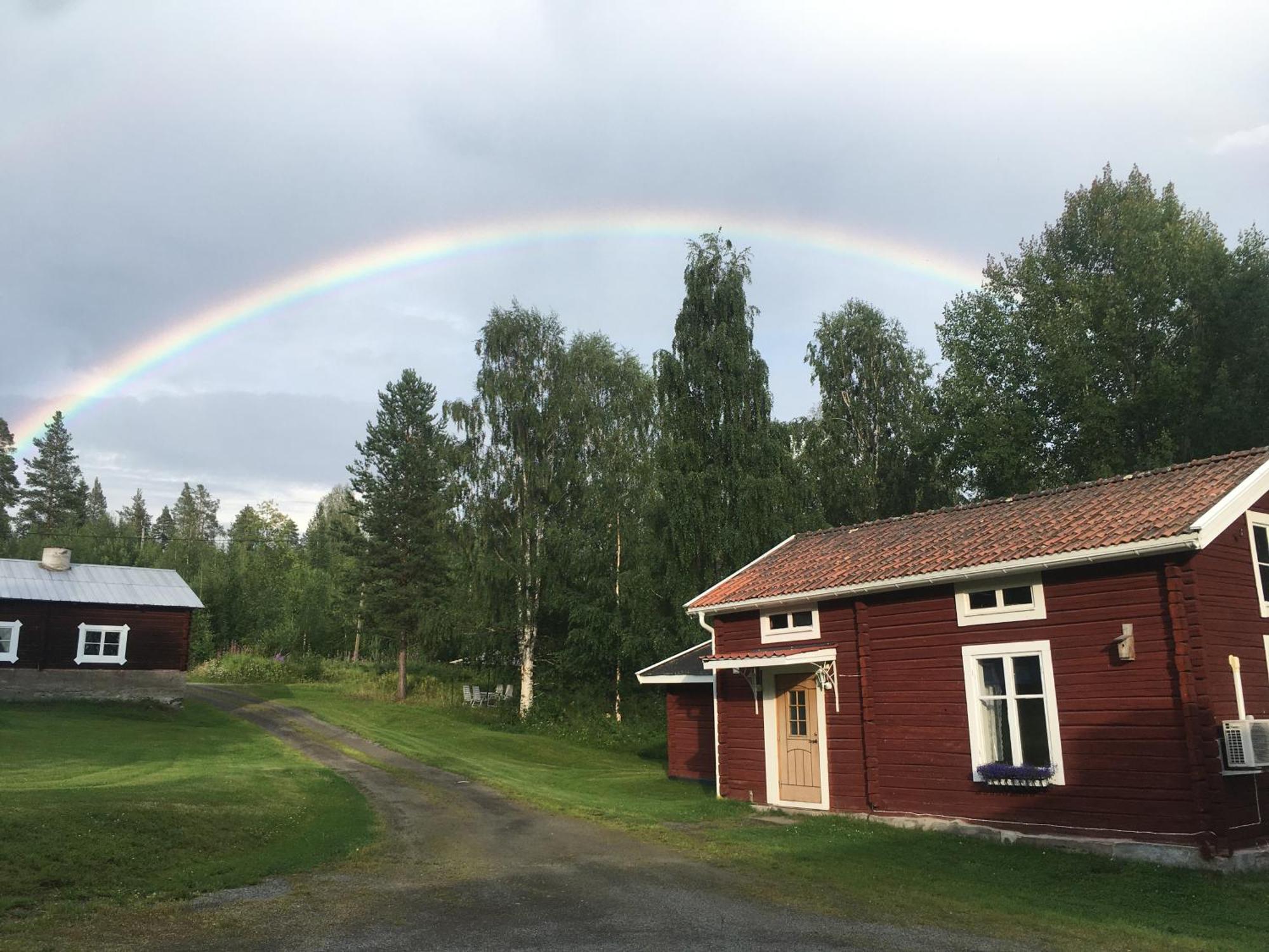 האראדס Bogaerdan, Cozy Cabin By The Lulea River מראה חיצוני תמונה